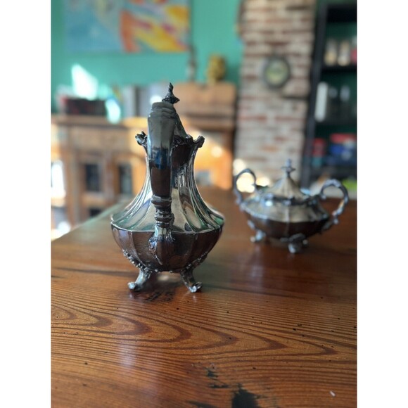 Reed & Barton Victorian Line Hollow are 3 Piece Silver Plate Coffee Tea Set - Picture 12 of 16